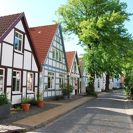 Ferienwohnung Warnemunde - L Apartment *
